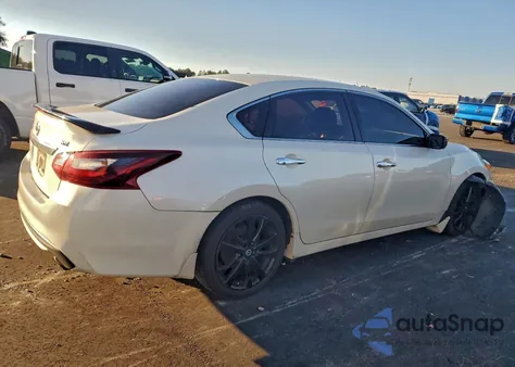 2017 Nissan Altima 2.5 from USA, damaged, VIN 1N4AL3AP4HC184660